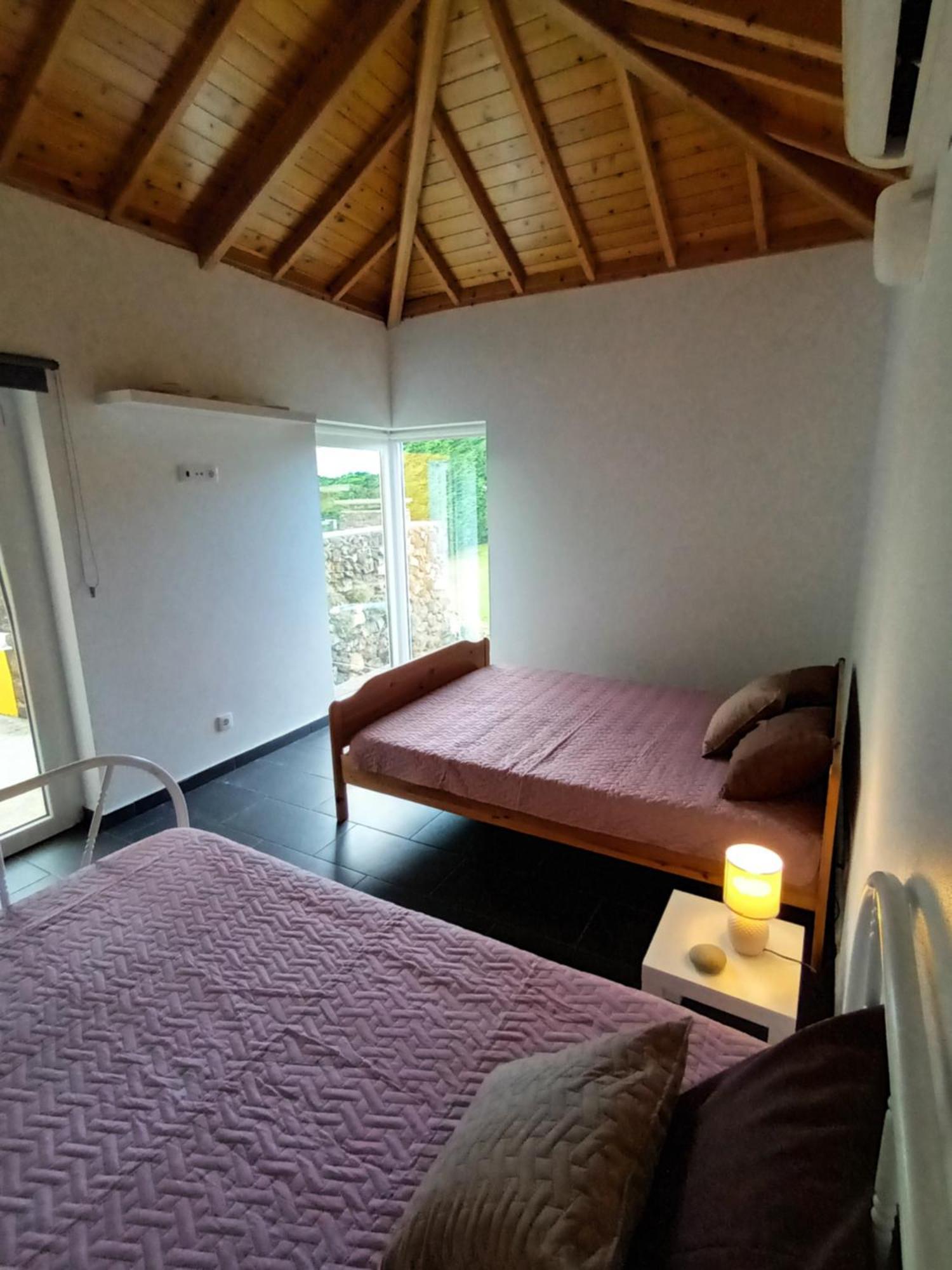 Casa Dos Biscoitos * Praia da Vitoria